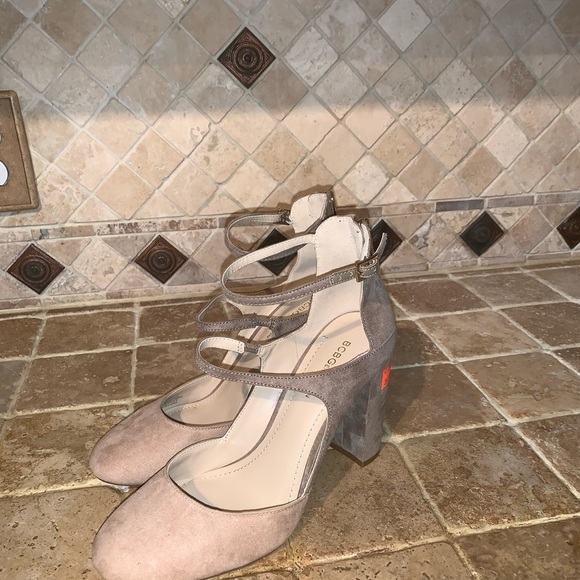 BCBGeneration 9M /39 suede upper leather sole - Picture 2 of 7